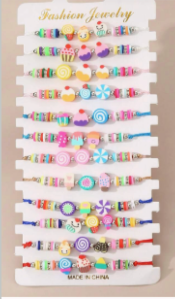 Set de 12 pulseras ajustables
