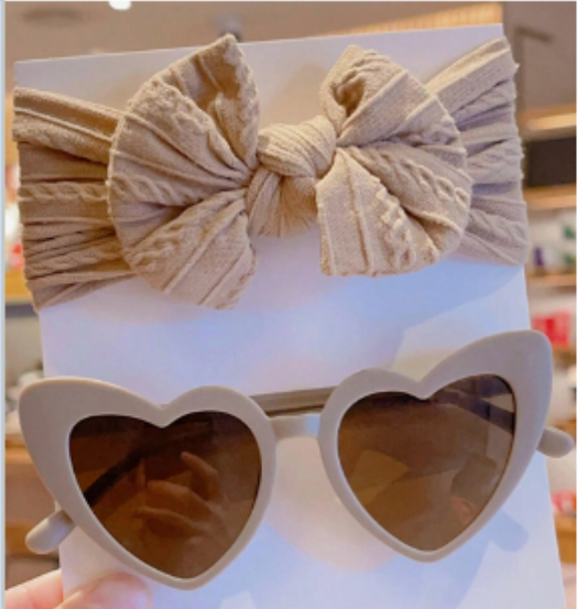 Set de diadema con lentes de corazon